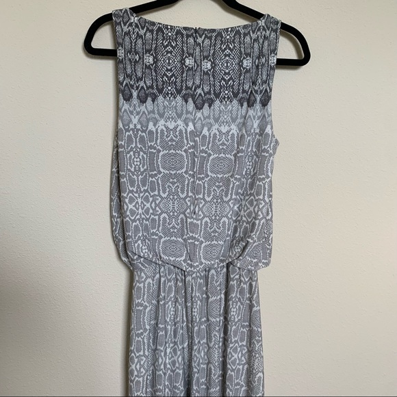 MSK Two-Toned Gray Snakeskin Jumpsuit - Size L (EUC) - Picture 6 of 6